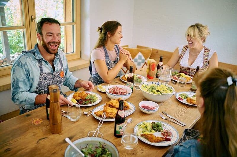 Cours de cuisine Schnitzel bavarois à la ferme Oberaudorf