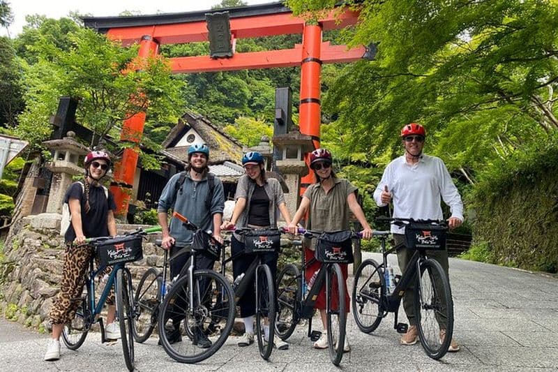 Arashiyama Bamboo Forest & Hidden Gems Bike Tour (Early Bird)