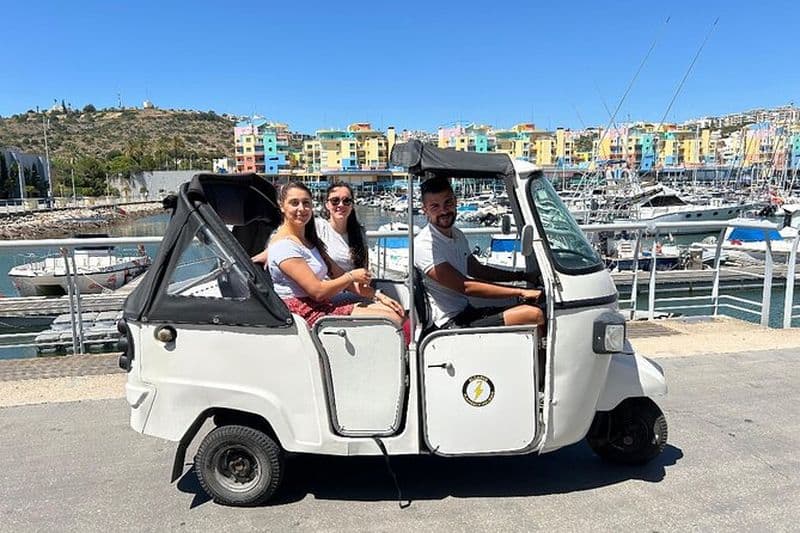Albufeira City Tour & Best Beaches 2h (TukTuk ou Jeep)