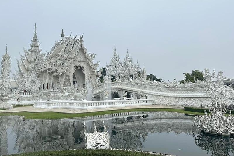 Excursion d'une journée complète autour de Chiang Rai Highlights avec Pick-up