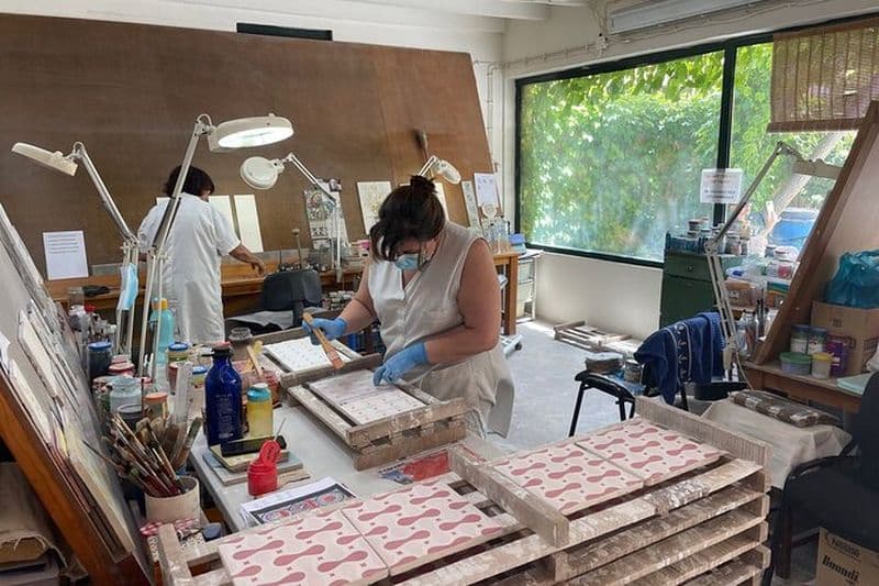 Expérience de peinture sur carreaux et visite de la cave à vin d'Azeitão