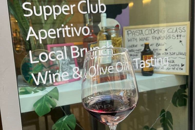 Atelier peinture et gorgée : Fête à Lecce