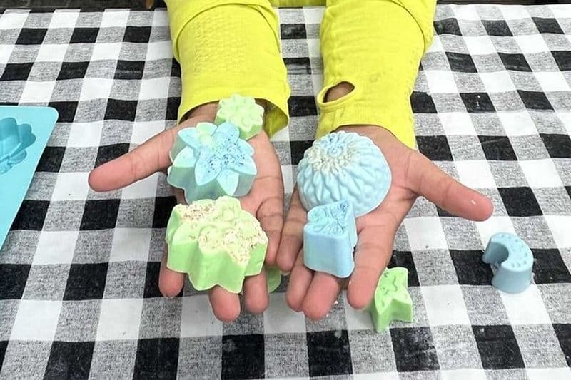 Cours de fabrication de savons fondants et à verser