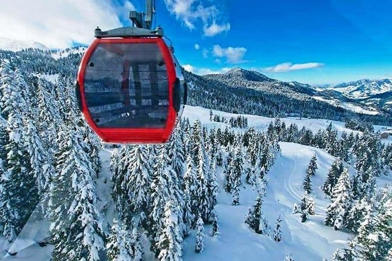 Excursion de ski privée d'une journée à Gudauri au départ de T'bilissi