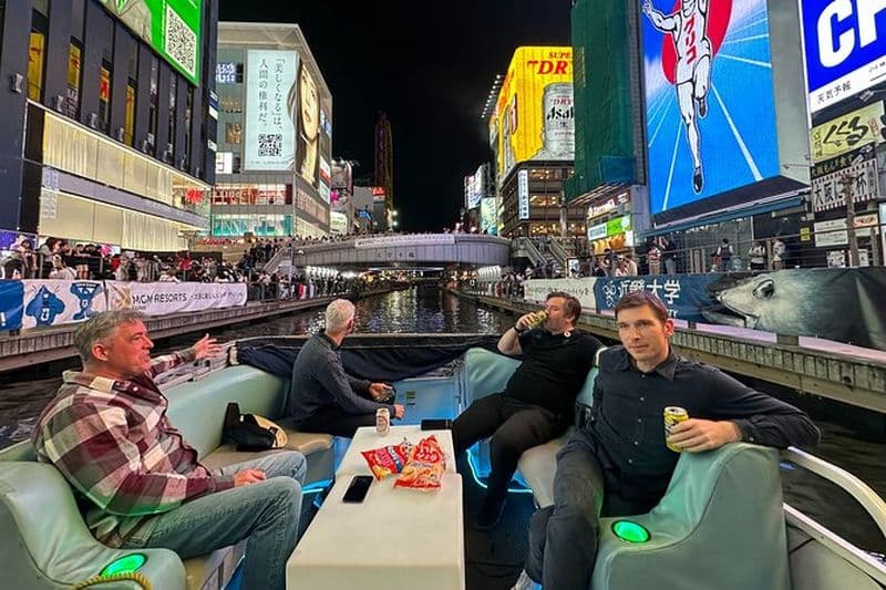 Osaka Dotonbori River Cruise avec enseigne Glico et néons Vue