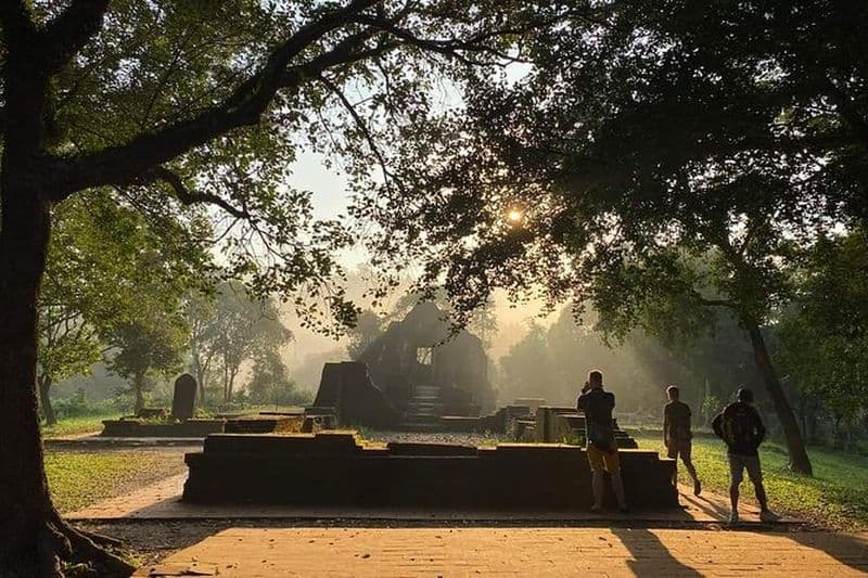Visite privée au sanctuaire de My Son avec spectacle de danse