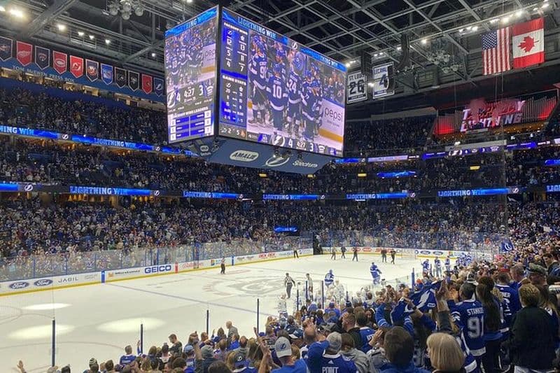 Billet pour un match de hockey sur glace du Lightning de Tampa Bay à l'Amalie Arena