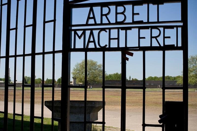 Sachsenhausen Concentration Camp Bus Tour en anglais au départ de Berlin