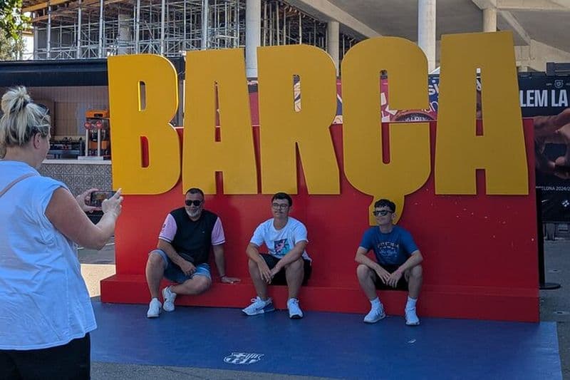 Barcelone Football Essentials : De la gloire à la base