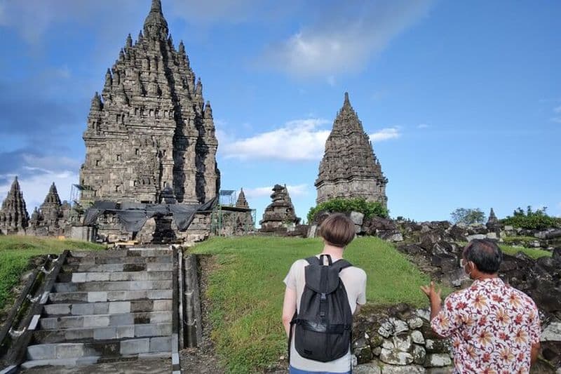 Billet Yogyakarta : Borobudur Top Access & Prambanan Temple Private Tour
