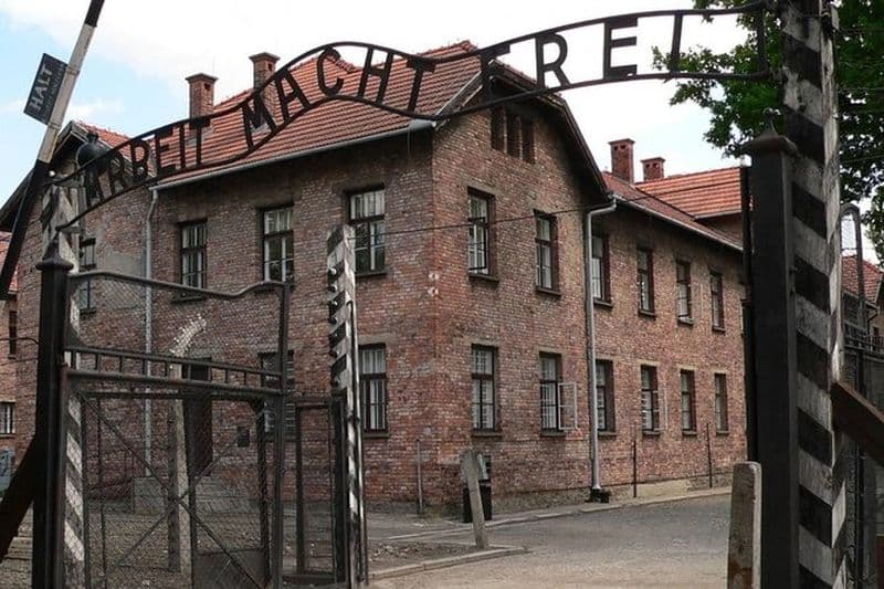 Visite d'Auschwitz-Birkenau au départ de Wroclaw avec chauffeur privé