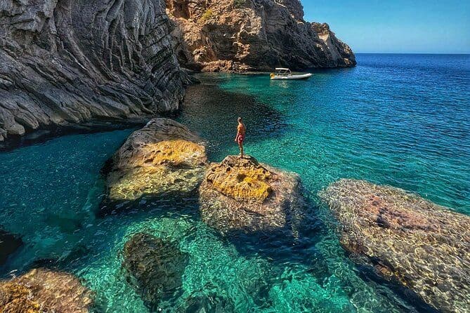 Excursion d'une journée en 4x4 avec randonnée et bateau à Ibiza