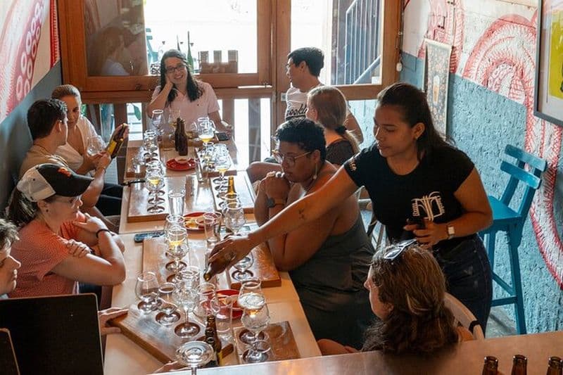 Dégustation de bière artisanale colombienne