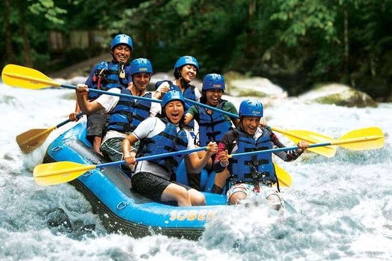 Spéléologie à Gua Tempurung et rafting dans l'eau vive à Gopeng Perak