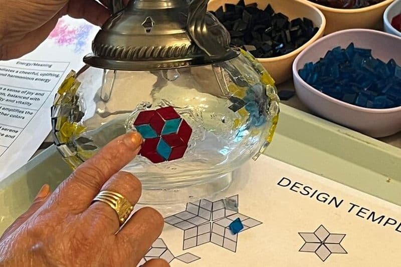 Atelier de lampes en mosaïque