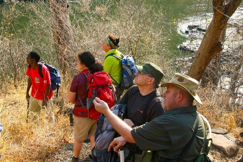 Randonnée Batoka et visite du village Ndebele aux chutes Victoria