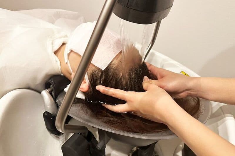 Retraite de massage japonais de la tête et du cuir chevelu à Tokyo