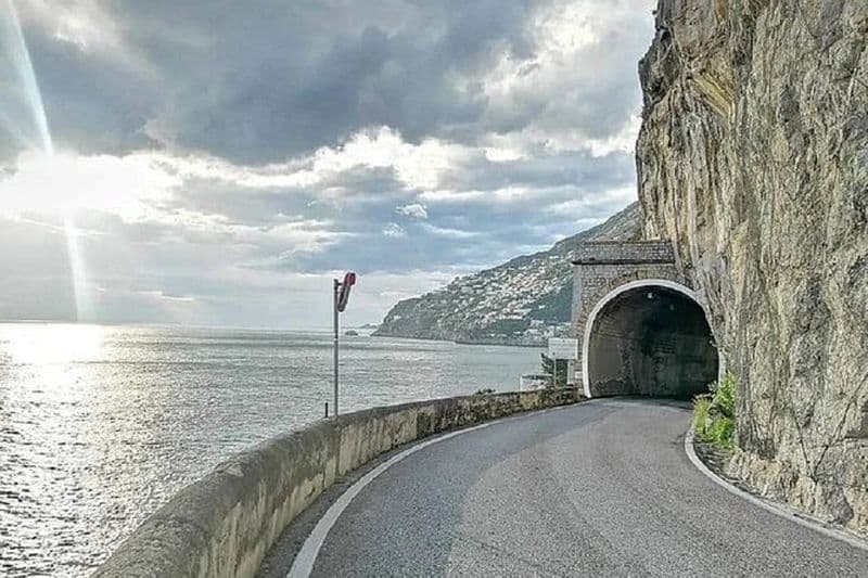 Visite privée Deluxe : Amalfi et Pompéi – Pick-up personnalisé