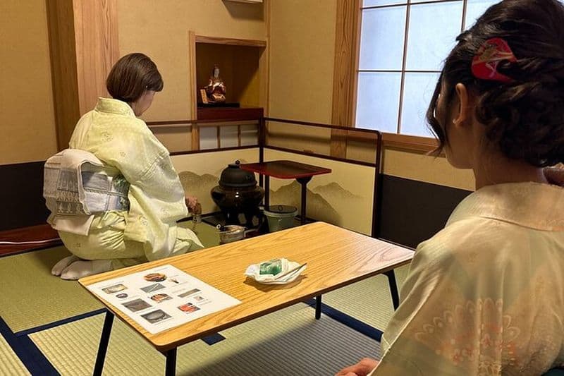 Tokyo : véritable cérémonie du thé, tenue de kimono et photographie