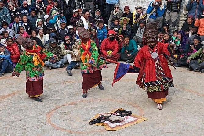 18 jours de trek au festival Upper Mustang Tiji (musique, danse, cultures)
