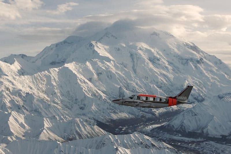 Visite du pic Denali en avion