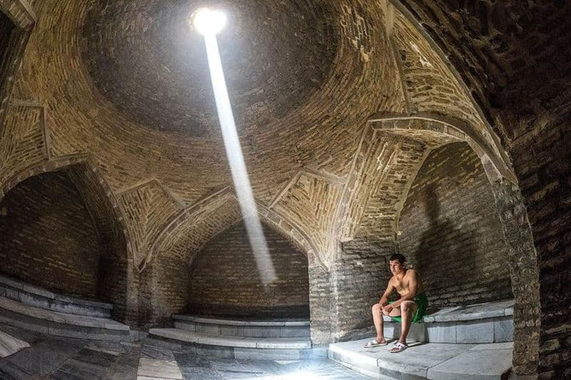 Hammam / Bain Traditionnel Boukhara pour Hommes XVI Siècle