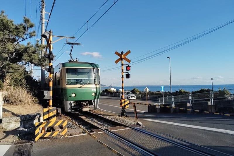 Explorez Kamakura Enoden Slam Dunk Spot et vues panoramiques