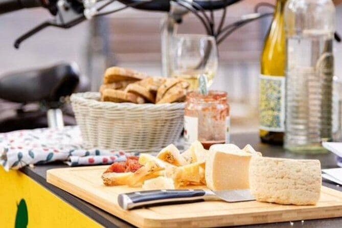 Balade en amoureux à Toulouse avec champagne et fromage