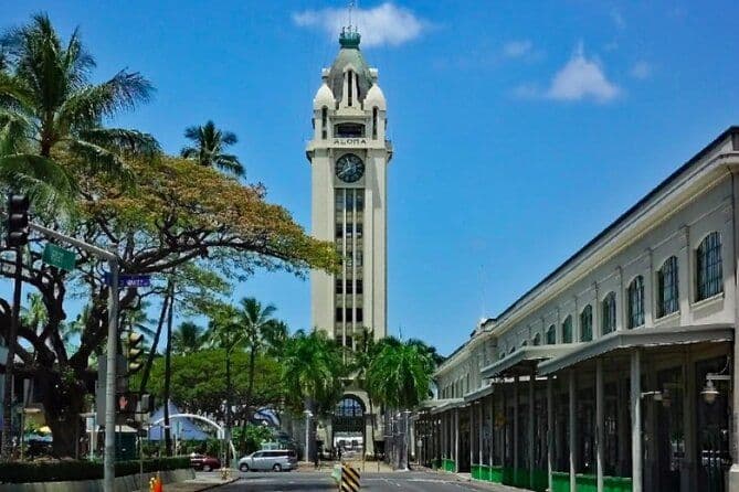 Chasse au trésor autoguidée : vues royales d'Honolulu