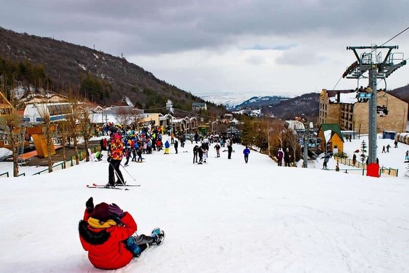 PrivateTour de Erevan à la station de ski de Tsaghkadzor et au lac Sevan
