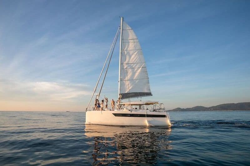 Location de catamaran privé dans le parc marin d'Ang Thong au départ de Koh Phangan
