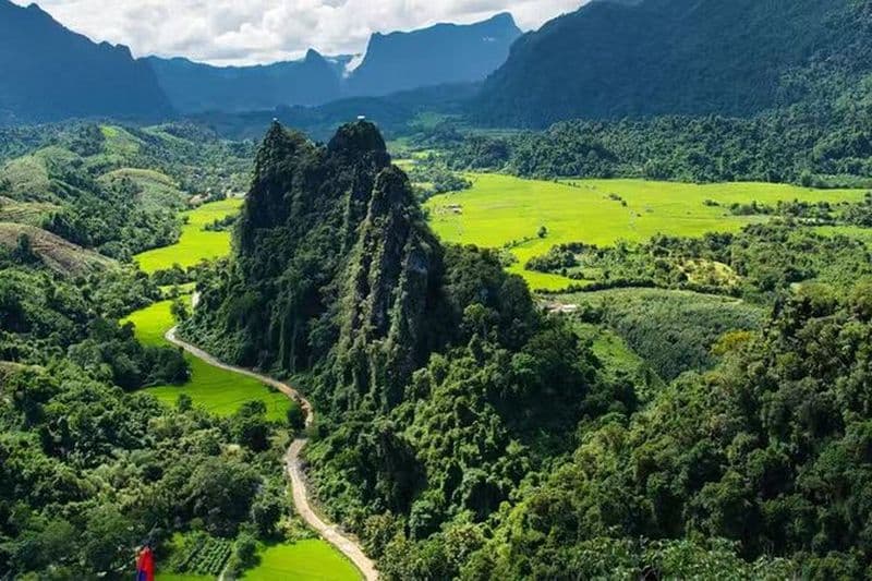 Depuis Vientiane Escalade dans la grotte de Nam Xay Jang Randonnée Natation