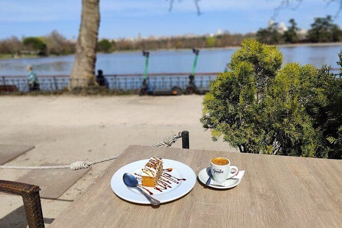 Balade en vélo électrique et petit déjeuner au bord du lac à Casa de Campo