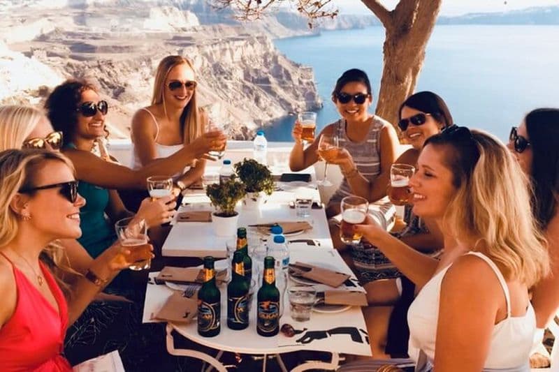 Visite à pied de la bière de 4 heures à Santorin