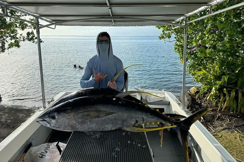 Pêche au gros en Poti Marara à la presqu'île de Tahiti Teahupoo