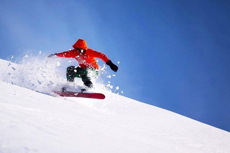 Excursion d'une journée à la station de ski de Nanshan avec chauffeur privé parlant anglais
