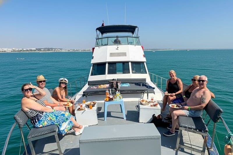 Croisière en yacht Agadir avec pêche à la nage et déjeuner sur Sitatunga