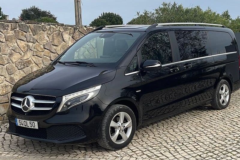 Visitez Pena Palace et Cascais avec Chauffeur Privé