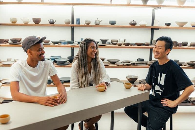 Visite privée de 3 heures de la poterie de Kyoto avec un artiste céramiste innovant
