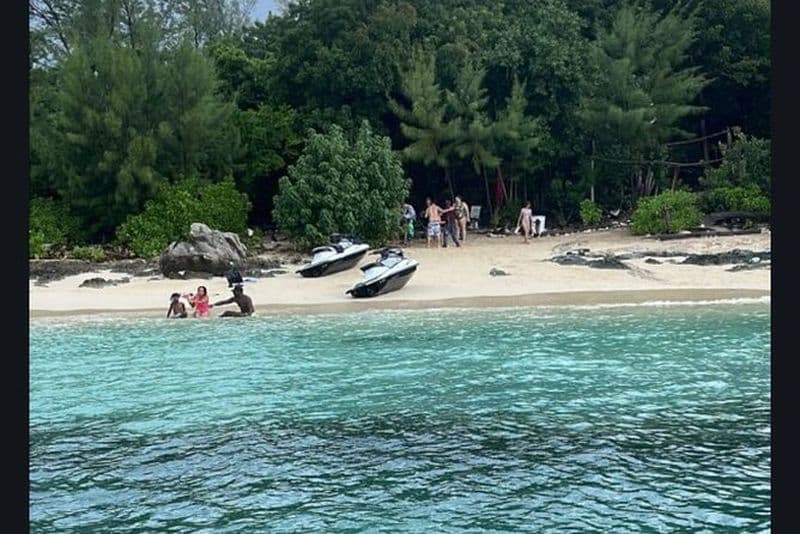 Nassau Paradise Private Jet Ski Experience