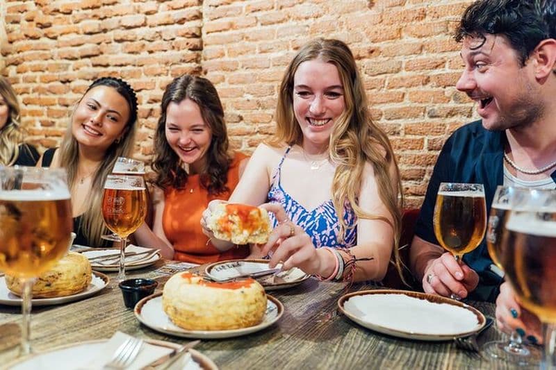 Madrid : Visite privée à pied de Tapas & Wine Food à La Latina