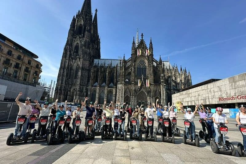Circuit classique en Segway à Cologne Découvrez les points forts