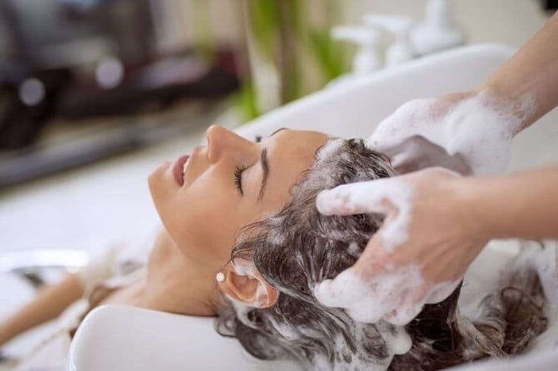 Hoang Spa Nourrissant Shampooing & Tête Épaules Massage Visage