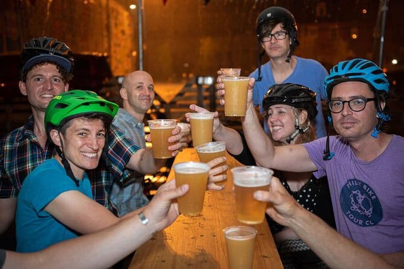 Visite à vélo d'une demi-journée de la brasserie de Philadelphie avec dégustations