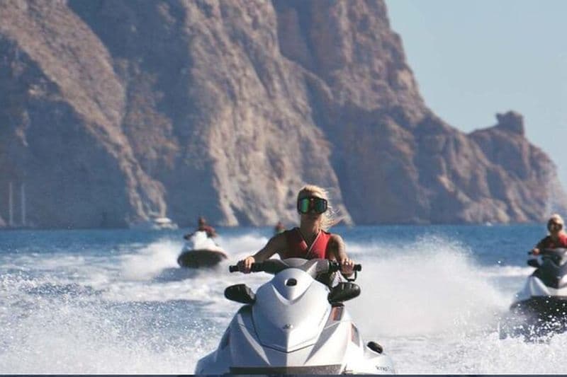 Santorin Jet Ski, Tubing et Kayak Forfait