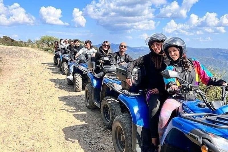Excursions en quad de 3 heures du sud de la Sardaigne à Burcei