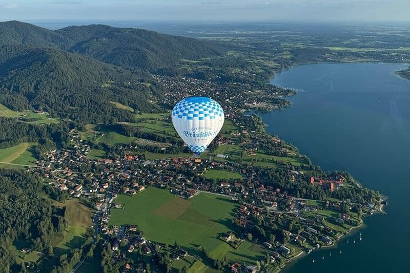 Vol privé en montgolfière au-dessus du lac Tegernsee et des Alpes