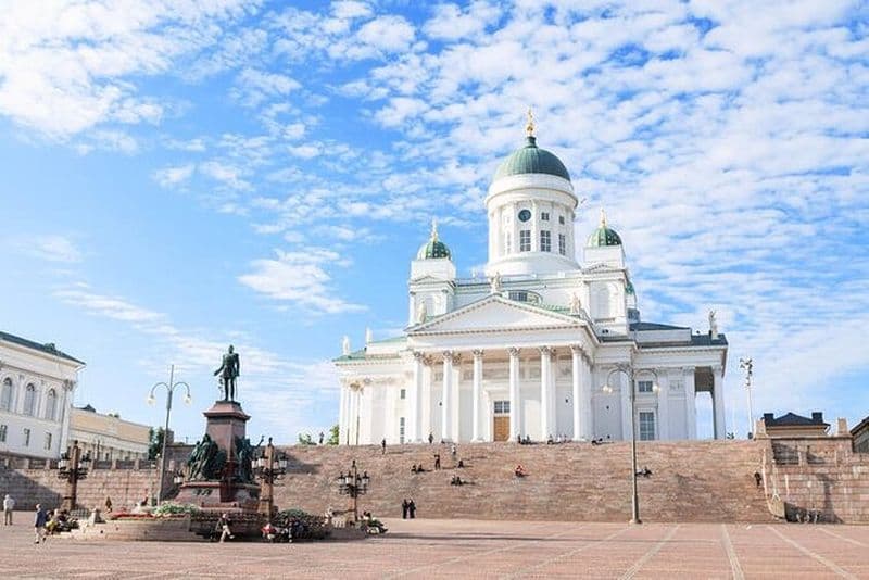 Helsinki & Suomenlinna : Visite des temps forts de la ville avec promenade en ferry