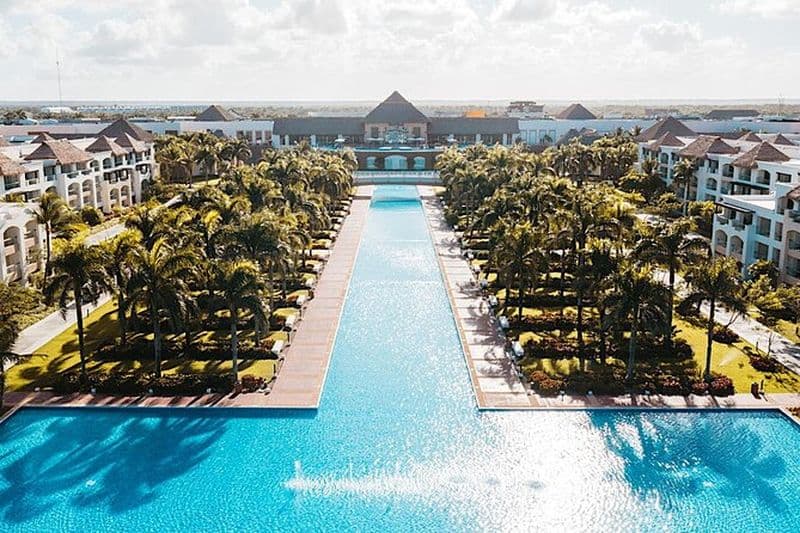 Transfert privé de l'aéroport de Punta Cana vers / depuis le Hard Rock Punta Cana