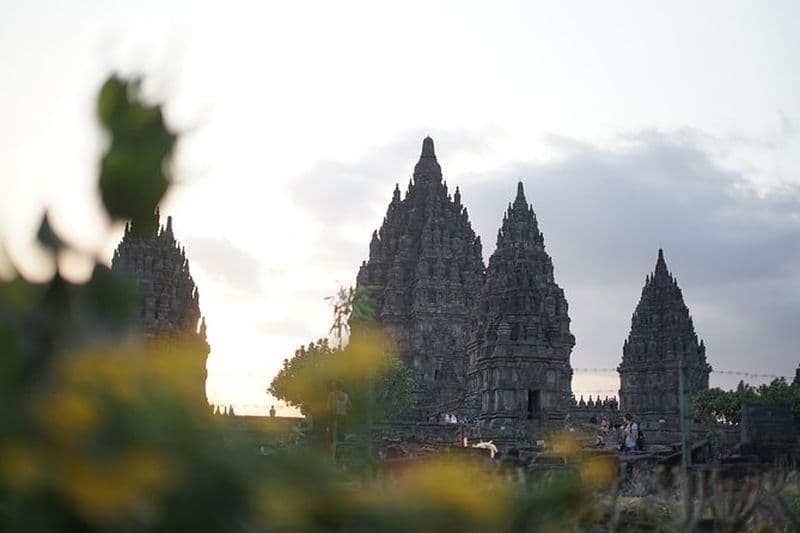 Billet Visite d'une journée à Yogyakarta (temple de Borobudur, Merapi Lava Tour, temple de Prambanan)